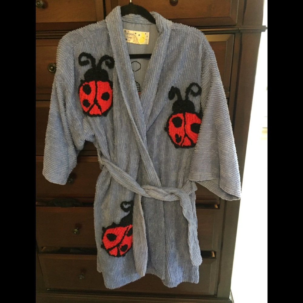 Canyon Group ladybug robe